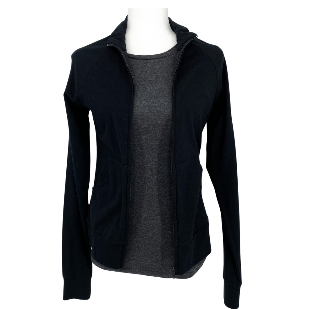 Black Zip Up Sweatshirt Long Sleeve & Grey Bella Short Sleeve Shirt Bundle (2)